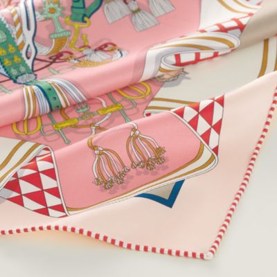 カレ 70 《鞍職人の花束》 - ピンク | Hermès - エルメス-公式サイト
